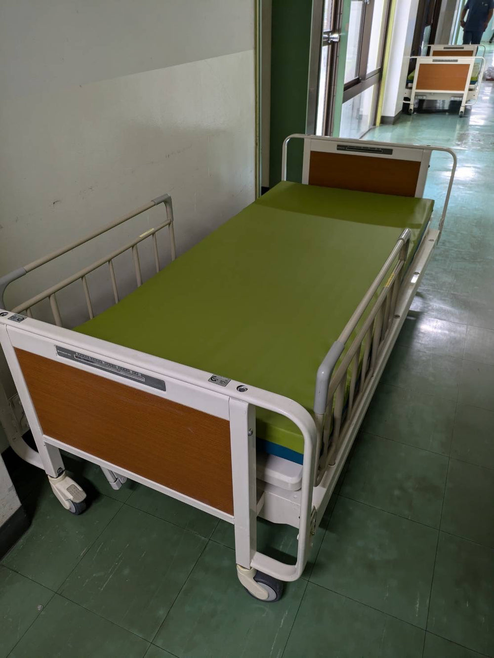 株式会社H 住宅型有料老人ホームS 様 この度は、パラマウントベッドと