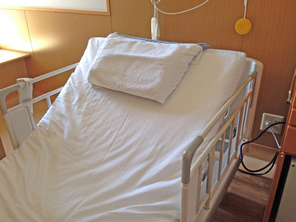 病院ベッドのサイズはどれくらい？ベッドの質はどうか？