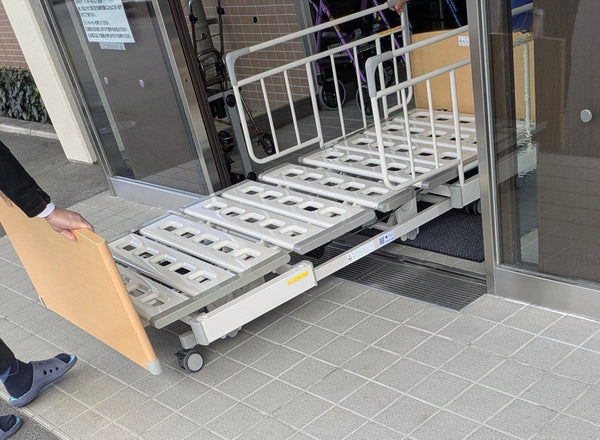 【山口県岩国市の老人ホームS様】中古パラマウントベッド3台を納入しました｜介護ベッド導入事例