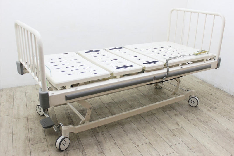 【中古】パラマウントベッド KA-235（3モーター・83cm幅・センターロック）