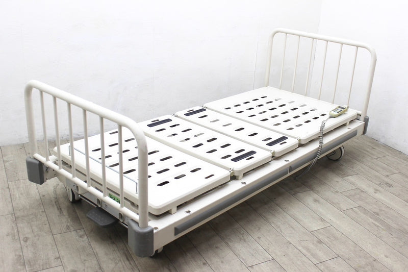 【中古】パラマウントベッド KA-235（3モーター・83cm幅・センターロック）