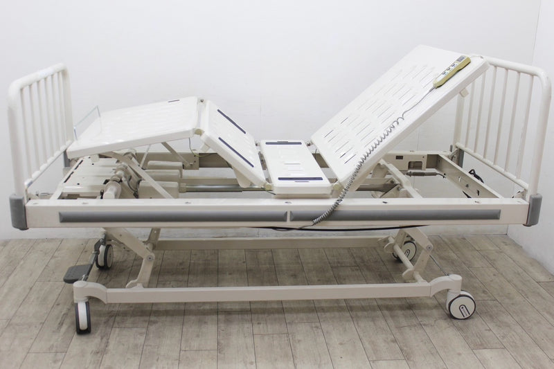 【中古】パラマウントベッド KA-235（3モーター・83cm幅・センターロック）