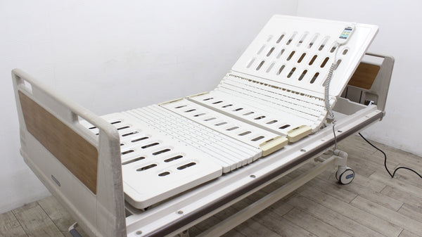 【中古】パラマウントベッド　電動ベッド　3モーター　A-7031 - 介護ベッド.shop