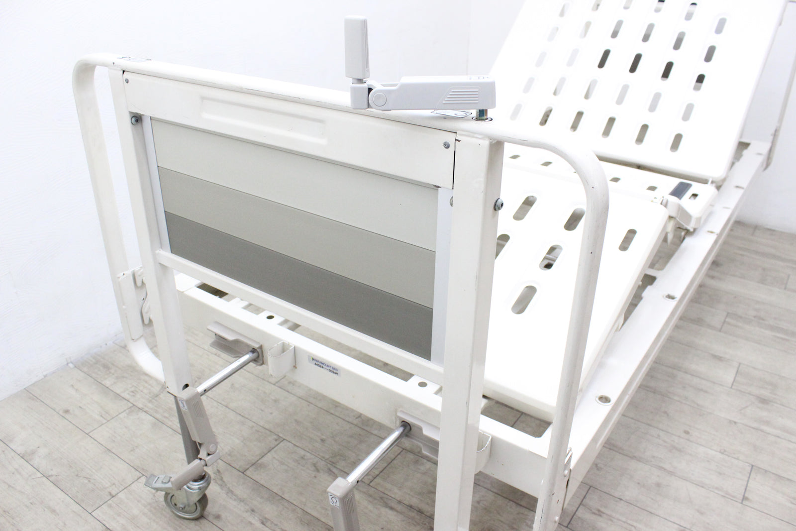 法人限定】（中古）パラマウントベッド 手動ベッド 3クランク