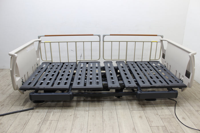 【中古】パラマウントベッド Q-AURA（クオラ）2モーター 910幅／低床25cm